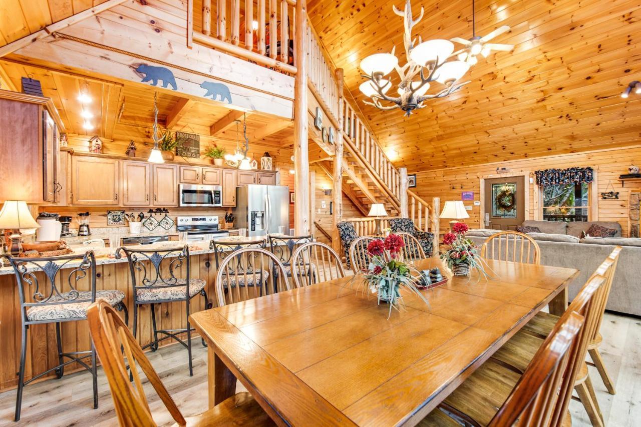 Villa Grizzly Manor à Pigeon Forge Extérieur photo